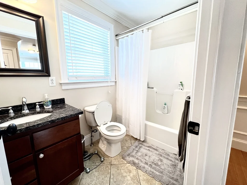 3 bed, 2 bath apartment for rent at 75 Brackett St Unit C, Quincy — photo 25 of 39