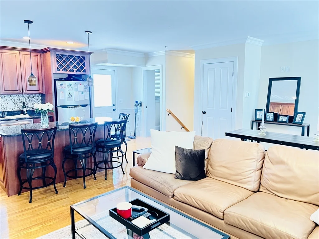 3 bed, 2 bath apartment for rent at 75 Brackett St Unit C, Quincy — photo 10 of 39