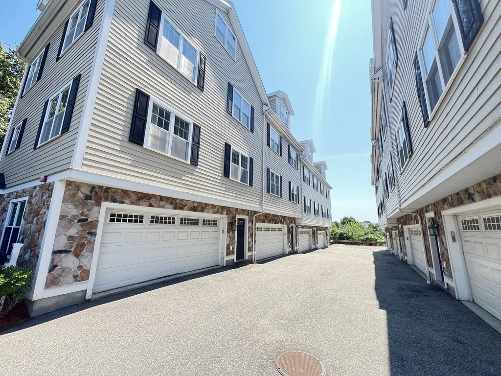 3 bed, 2 bath apartment for rent at 75 Brackett St Unit C, Quincy — photo 39 of 39