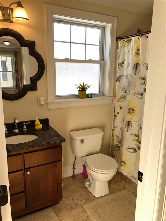 3 bed, 2 bath apartment for rent at 75 Brackett St Unit D, Quincy — photo 10 of 14