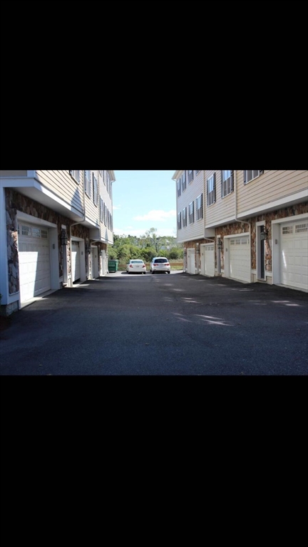 3 bed, 2 bath apartment for rent at 75 Brackett St Unit D, Quincy — photo 14 of 14