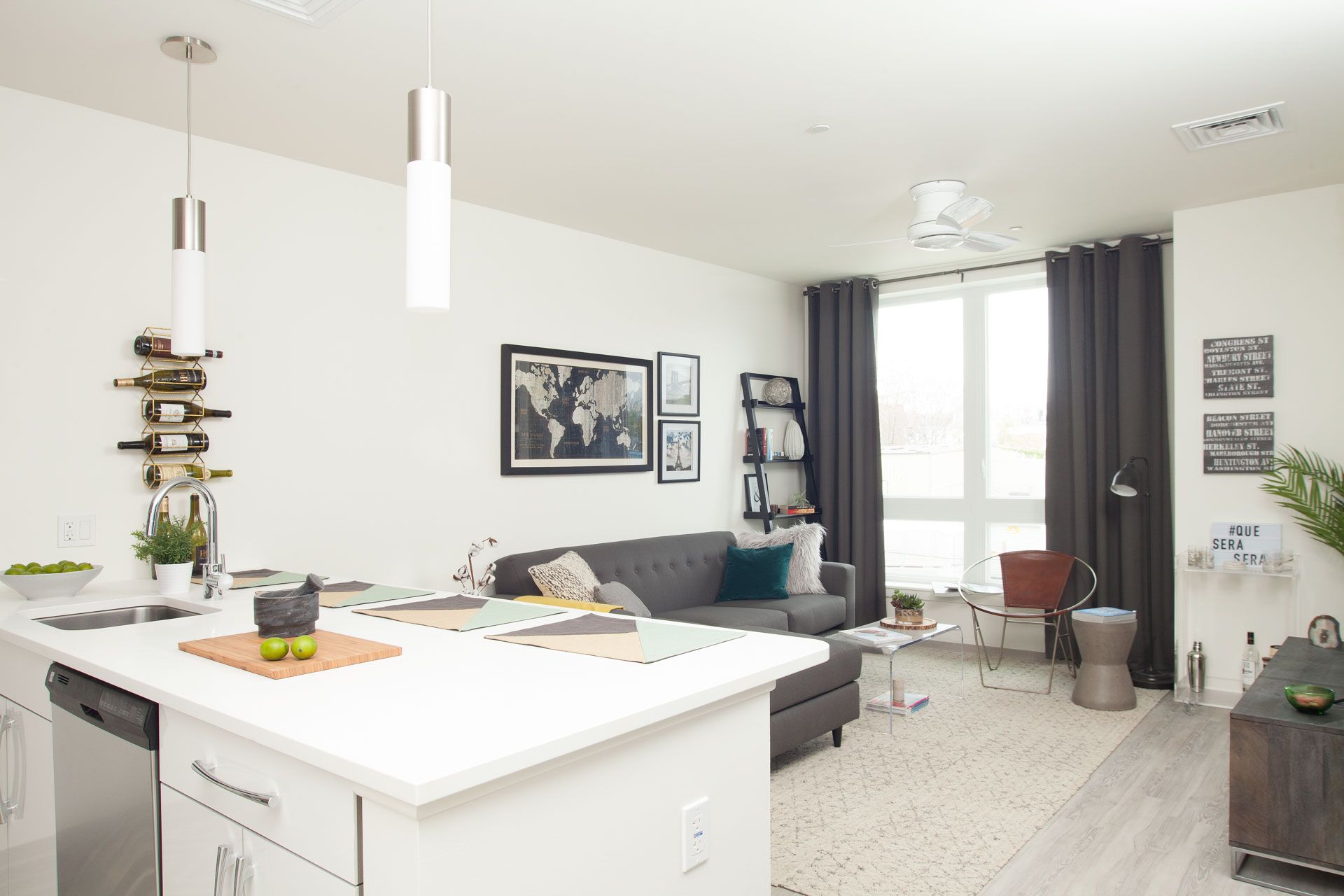 2 bed, 1 bath apartment for rent at 75 Braintree St Unit 502, Allston — photo 3 of 18
