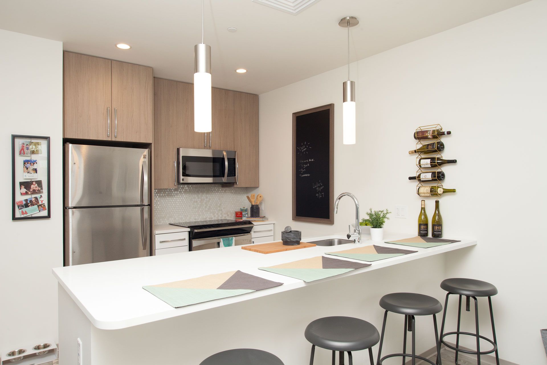 2 bed, 1 bath apartment for rent at 75 Braintree St Unit 502, Allston — photo 6 of 18
