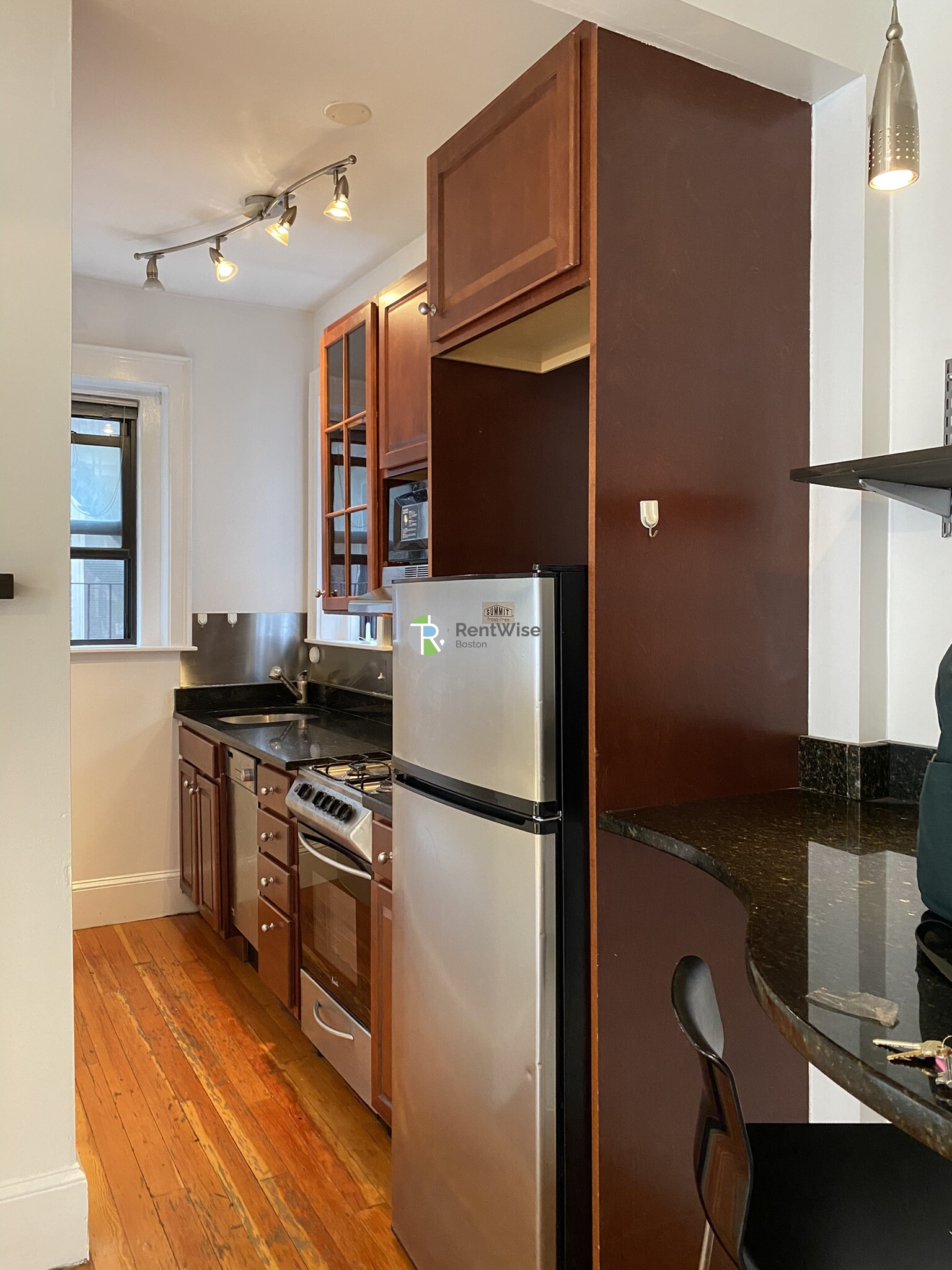 1 bed, 1 bath apartment for rent at 75 Burbank St Unit 201, Fenway — photo 5 of 21