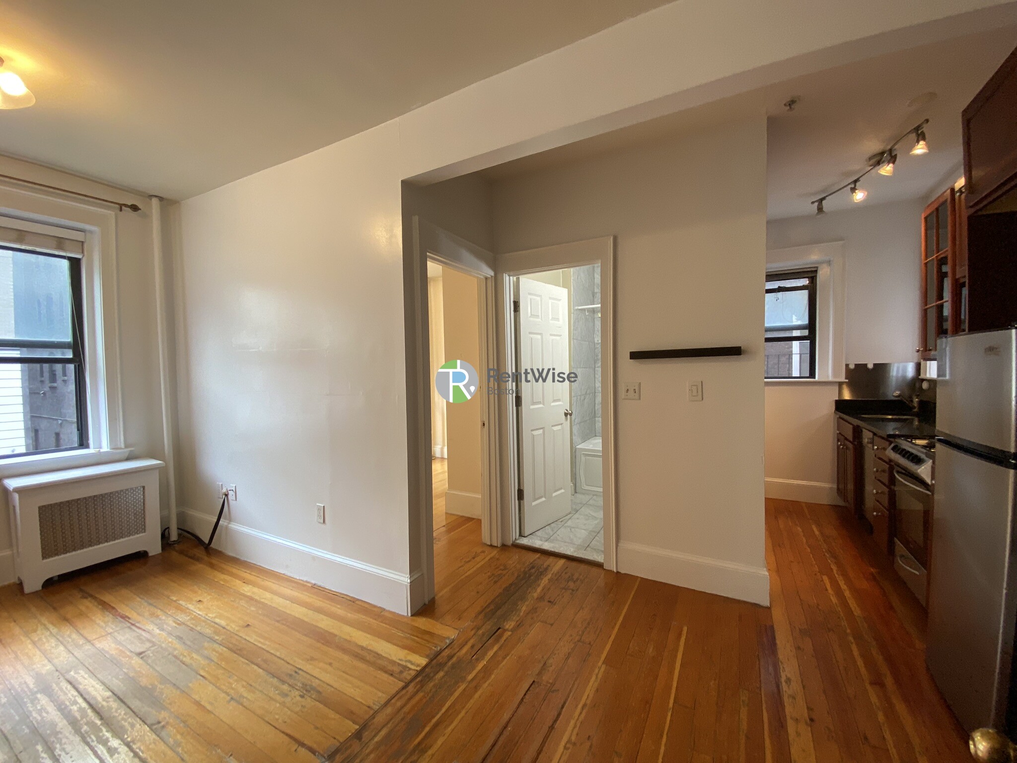 1 bed, 1 bath apartment for rent at 75 Burbank St Unit 201, Fenway — photo 6 of 21