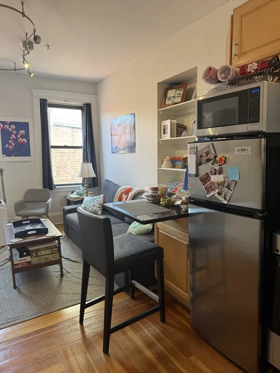 1 bed, 1 bath apartment for rent at 75 Burbank St Unit 404, Fenway — photo 4 of 11