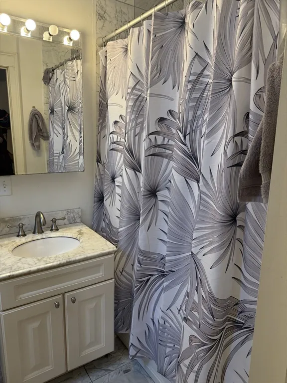 1 bed, 1 bath apartment for rent at 75 Burbank St Unit 404, Fenway — photo 9 of 11