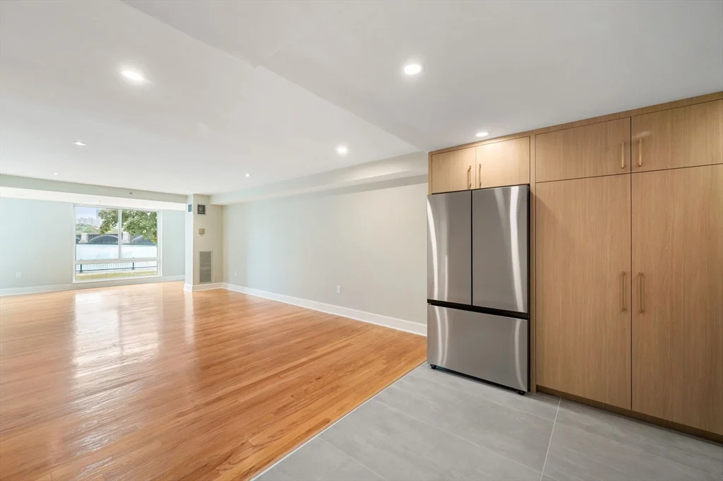 2 bed, 2 bath apartment for rent at 75 Cambridge Prkwy Unit 101, East Cambridge — photo 6 of 41