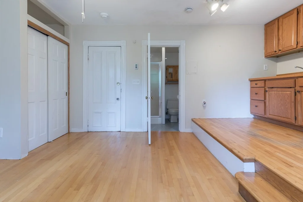 Studio bed, 1 bath apartment for rent at 75 Chandler St Unit 2, South End — photo 6 of 9