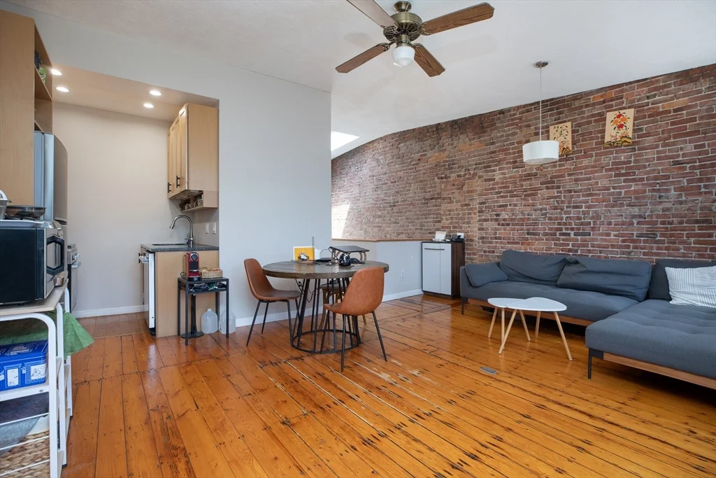 2 bed, 1 bath apartment for rent at 75 Chandler St Unit 7, South End — photo 4 of 11