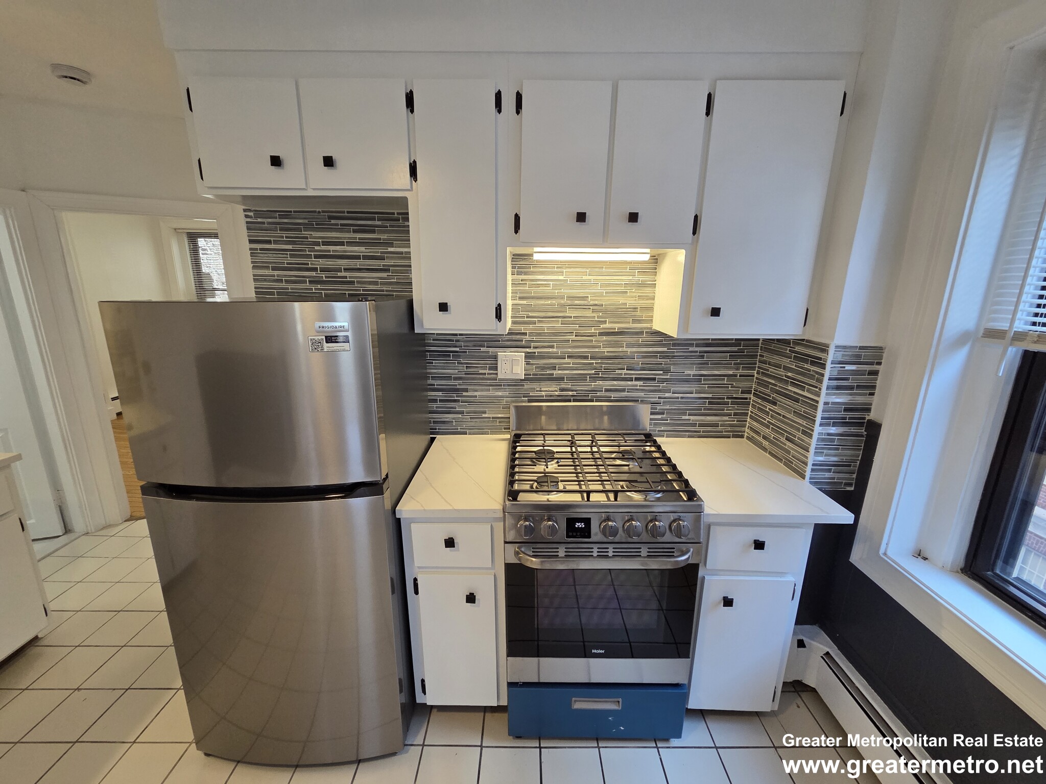 3 bed, 1 bath apartment for rent at 75 Charter St Unit 3, North End — photo 5 of 24