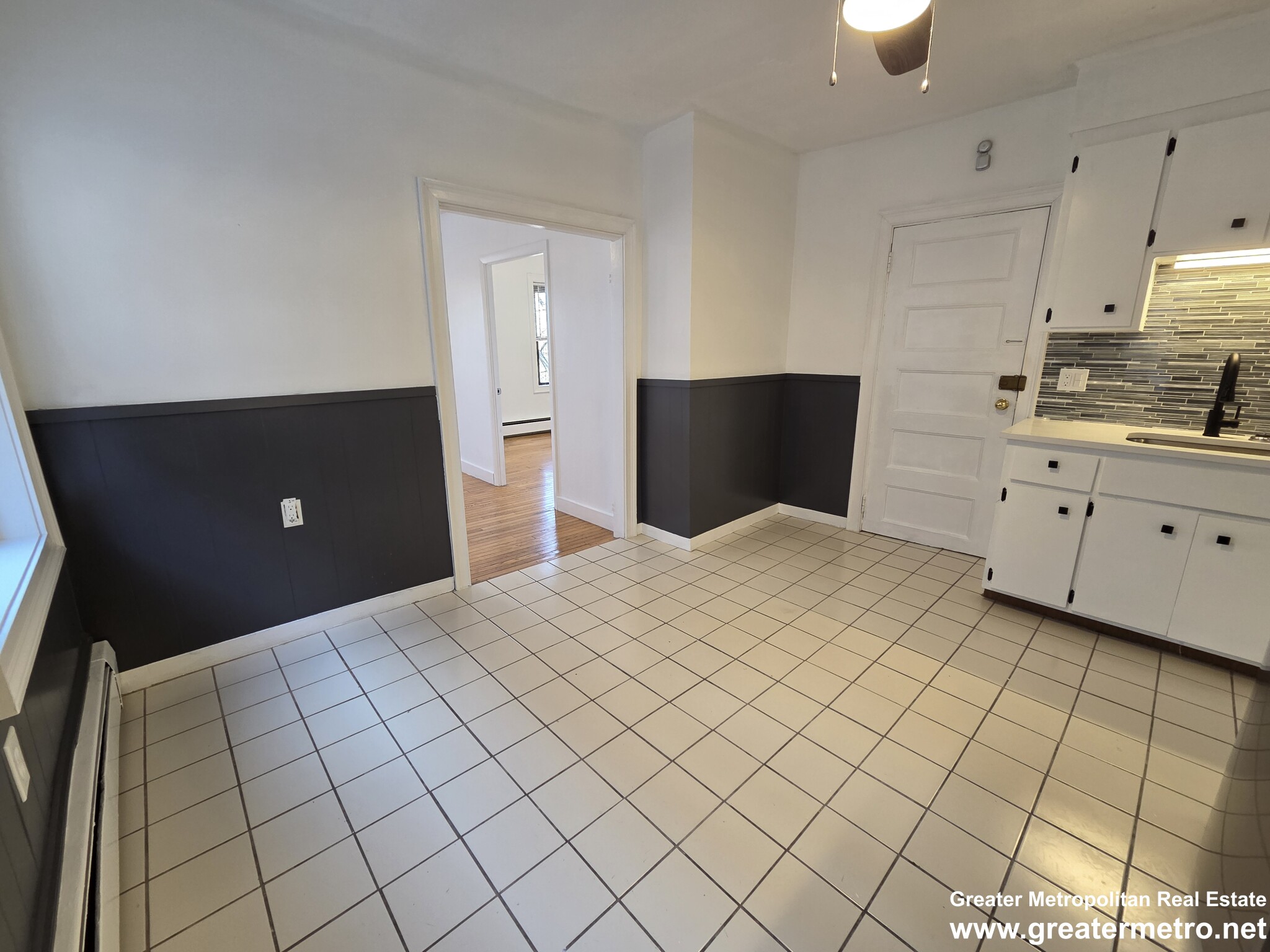 3 bed, 1 bath apartment for rent at 75 Charter St Unit 3, North End — photo 4 of 24