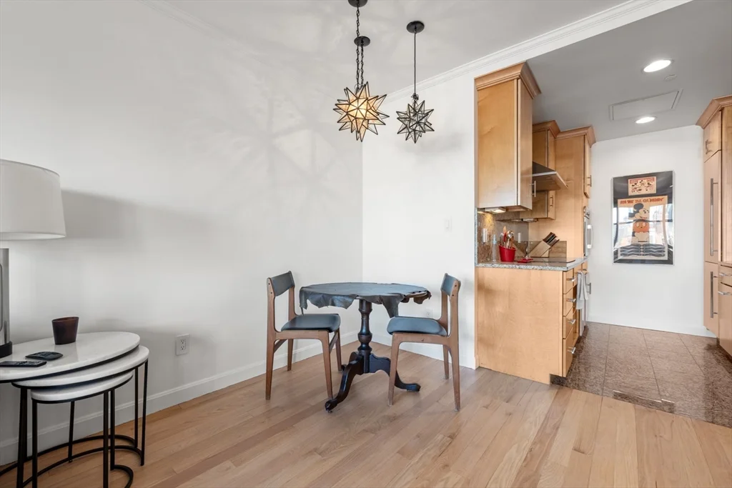 1 bed, 1 bath apartment for rent at 75 Clarendon Unit 604, Back Bay — photo 4 of 17