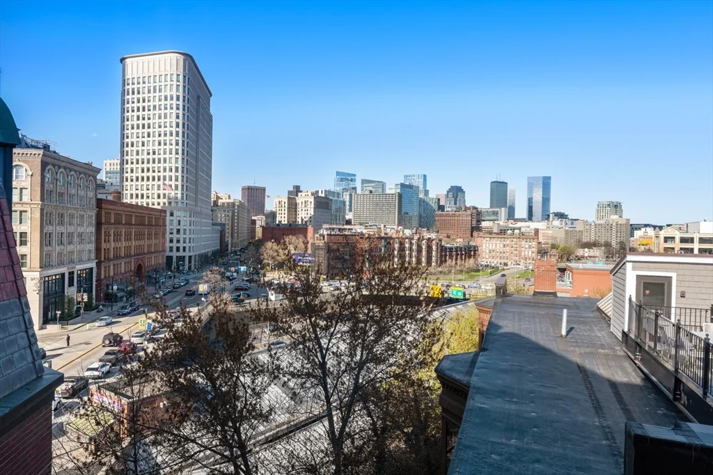 1 bed, 1 bath apartment for rent at 75 Clarendon Unit 604, Back Bay — photo 15 of 17