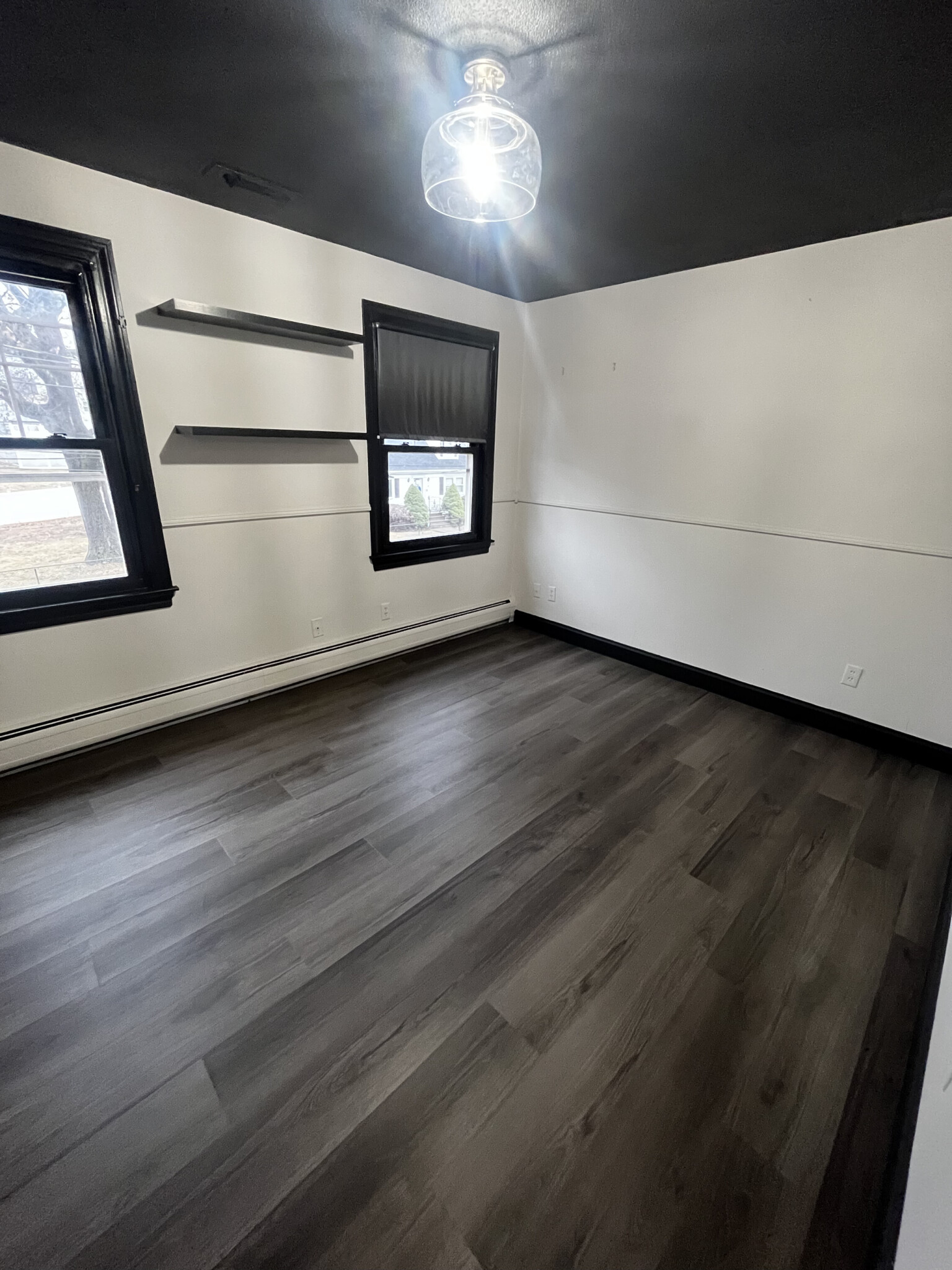 5 bed, 2.5 bath apartment for rent at 75 Como Rd, Hyde Park — photo 8 of 16