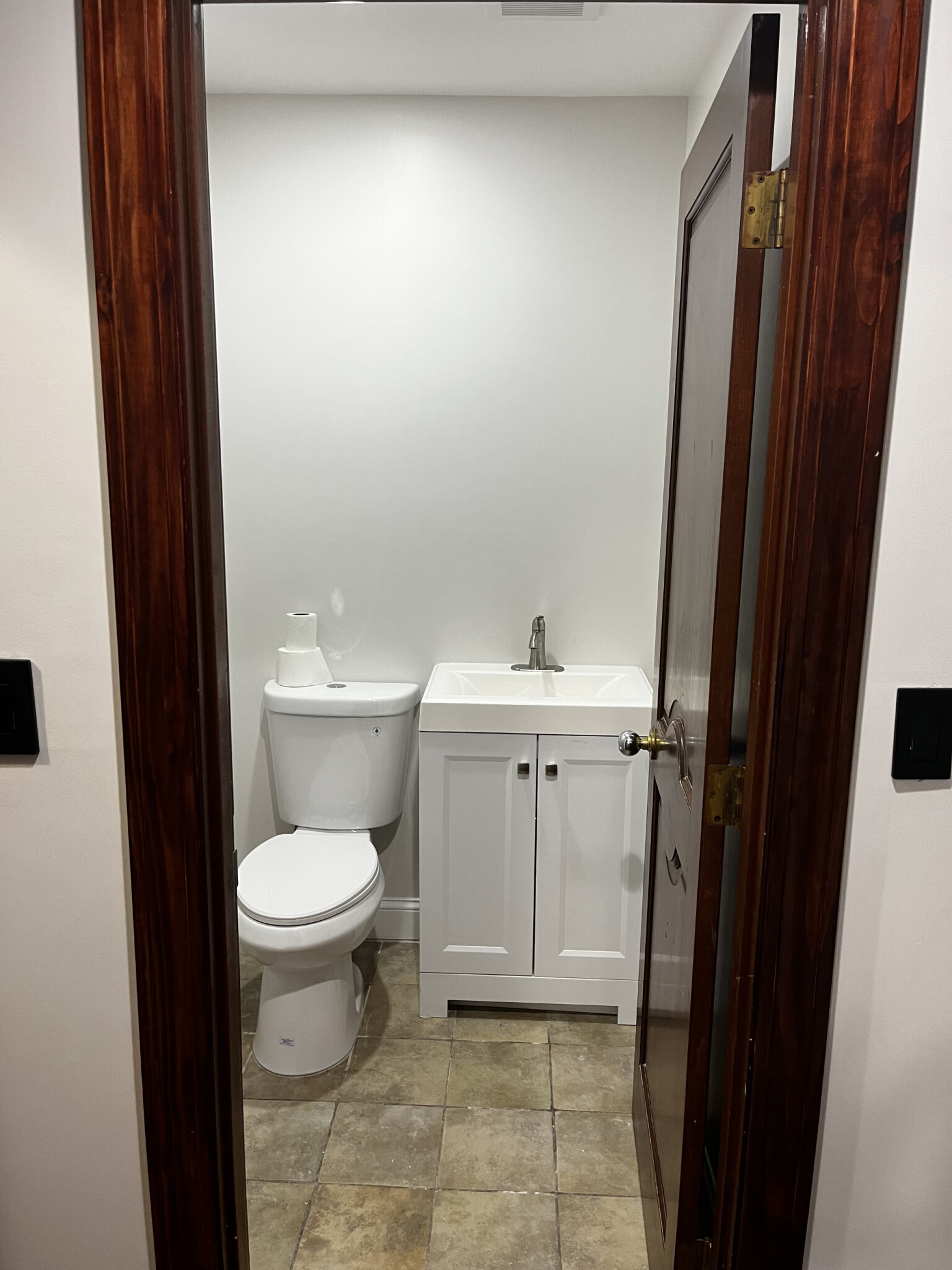 5 bed, 2.5 bath apartment for rent at 75 Como Rd, Hyde Park — photo 14 of 16