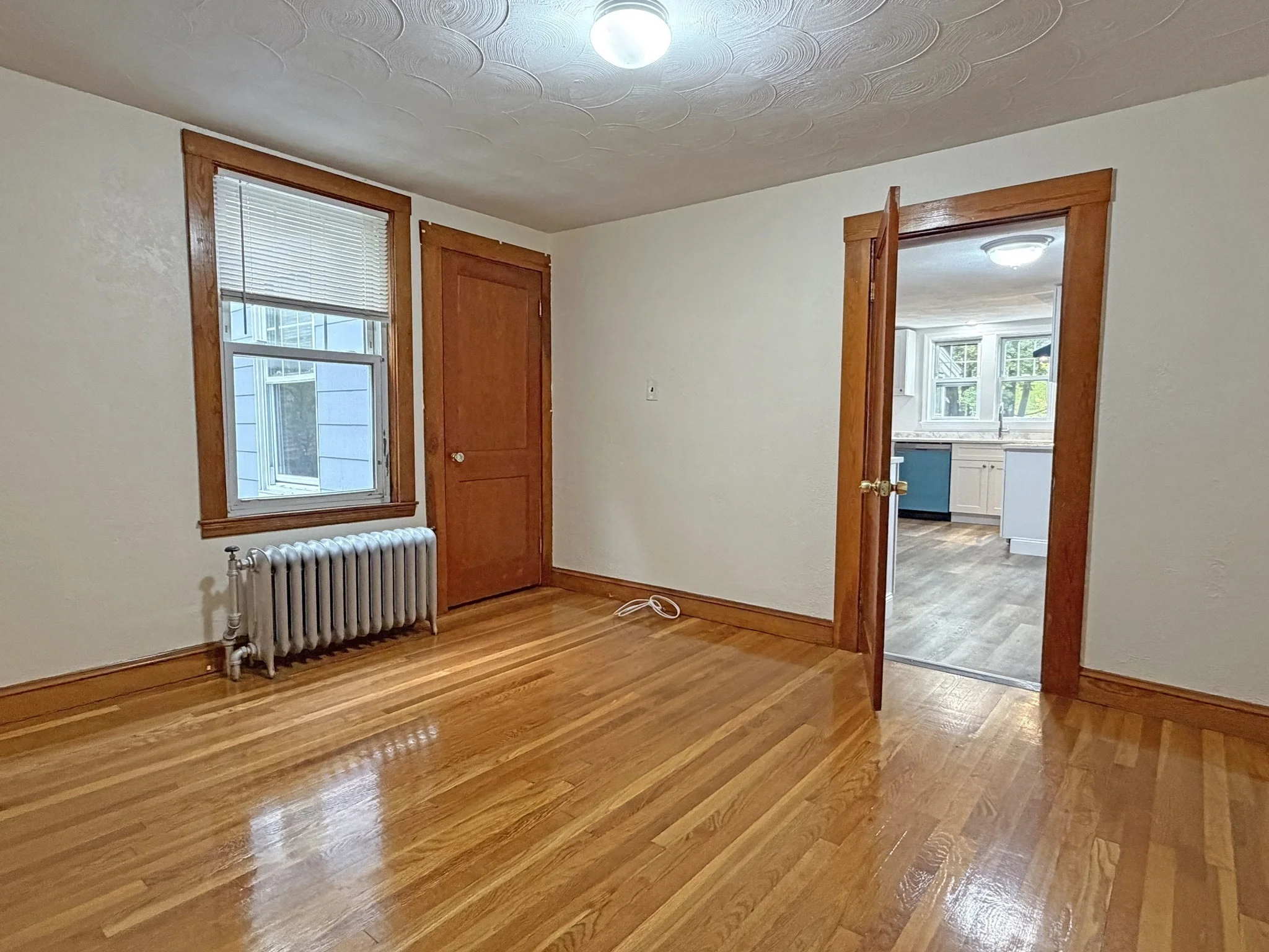 2 bed, 1 bath apartment for rent at 75 Dale St Unit 1, Waltham — photo 11 of 13