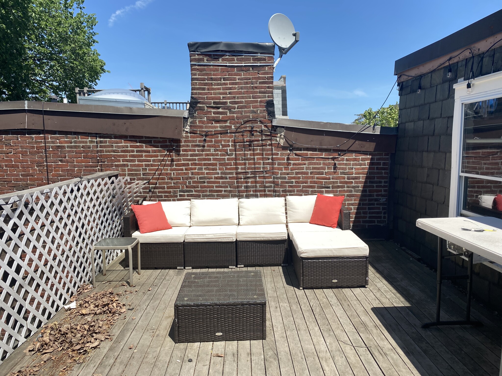 3 bed, 1 bath apartment for rent at 75 Dartmouth St Unit 3, South End — photo 1 of 10