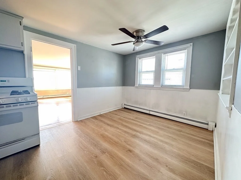 1 bed, 1 bath apartment for rent at 75 Dorchester St Unit 1L, Squantum — photo 10 of 14