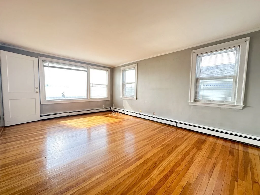 1 bed, 1 bath apartment for rent at 75 Dorchester St Unit 1L, Squantum — photo 4 of 14