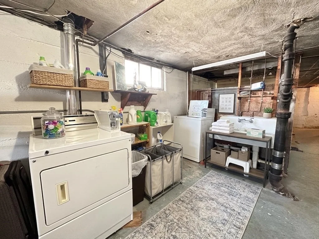 1 bed, 1 bath apartment for rent at 75 Dorchester St Unit 1R, Quincy — photo 17 of 17