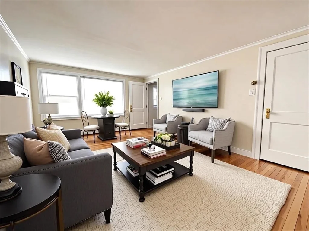 1 bed, 1 bath apartment for rent at 75 Dorchester St Unit 1R, Quincy — photo 7 of 17