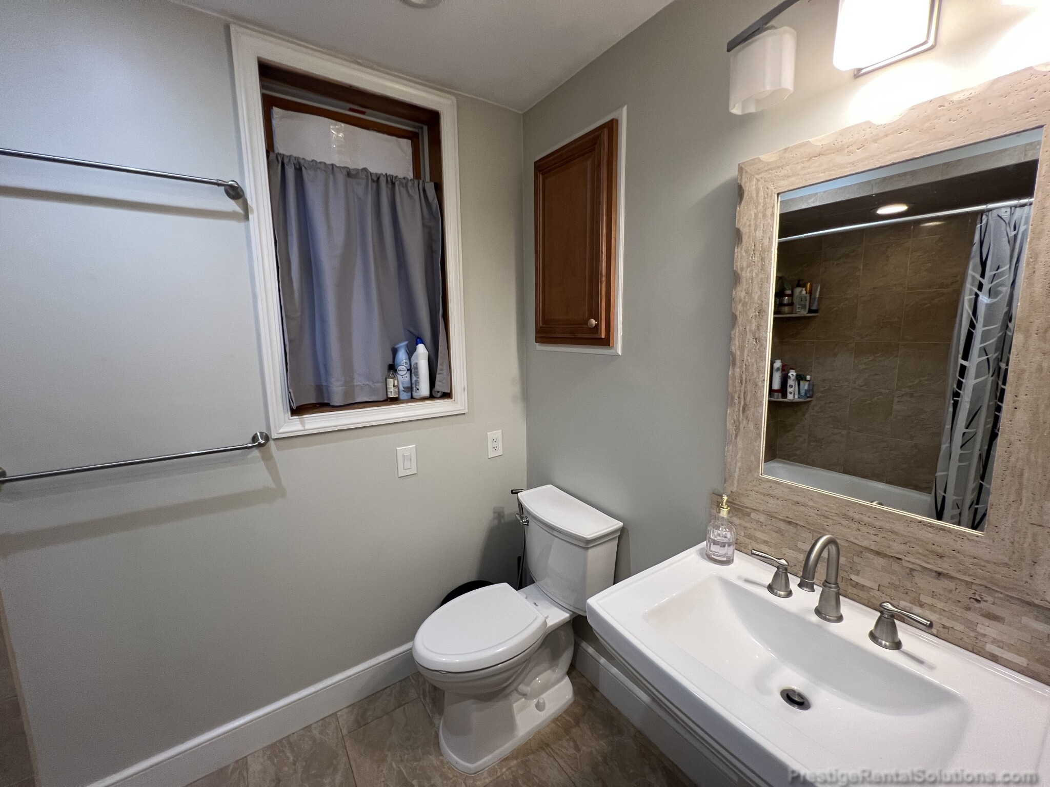 3 bed, 1 bath apartment for rent at 75 Easton St Unit 1, Allston — photo 14 of 16