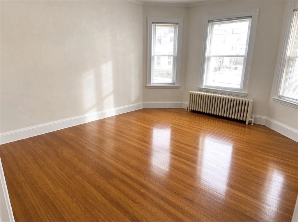 3 bed, 1 bath apartment for rent at 75 Elmira Unit -, Brighton — photo 13 of 14