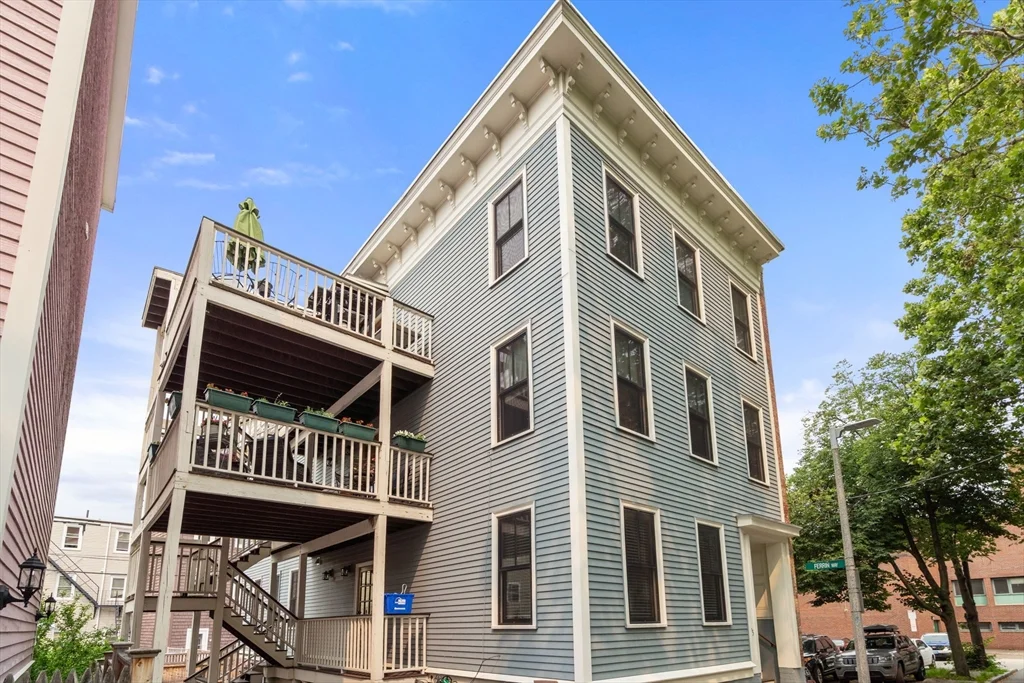 2 bed, 2 bath apartment for rent at 75 Ferrin Unit 1, Charlestown — photo 19 of 20