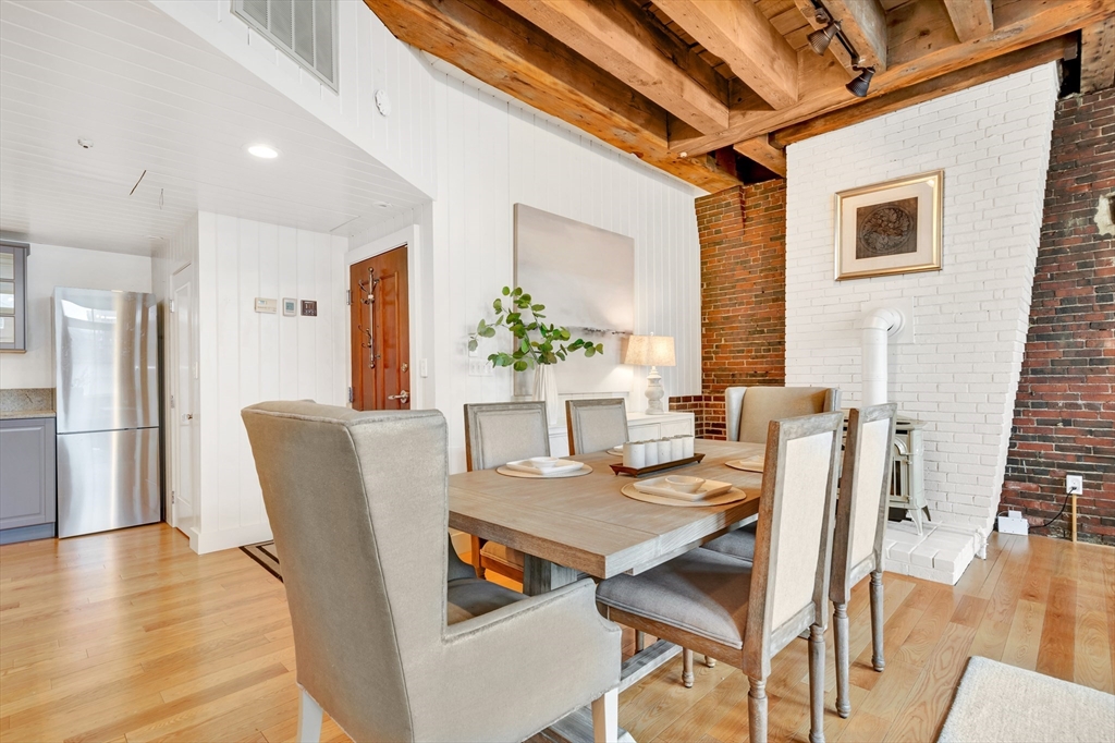 1 bed, 1 bath apartment for rent at 75 Fulton Unit 11, Waterfront — photo 6 of 32