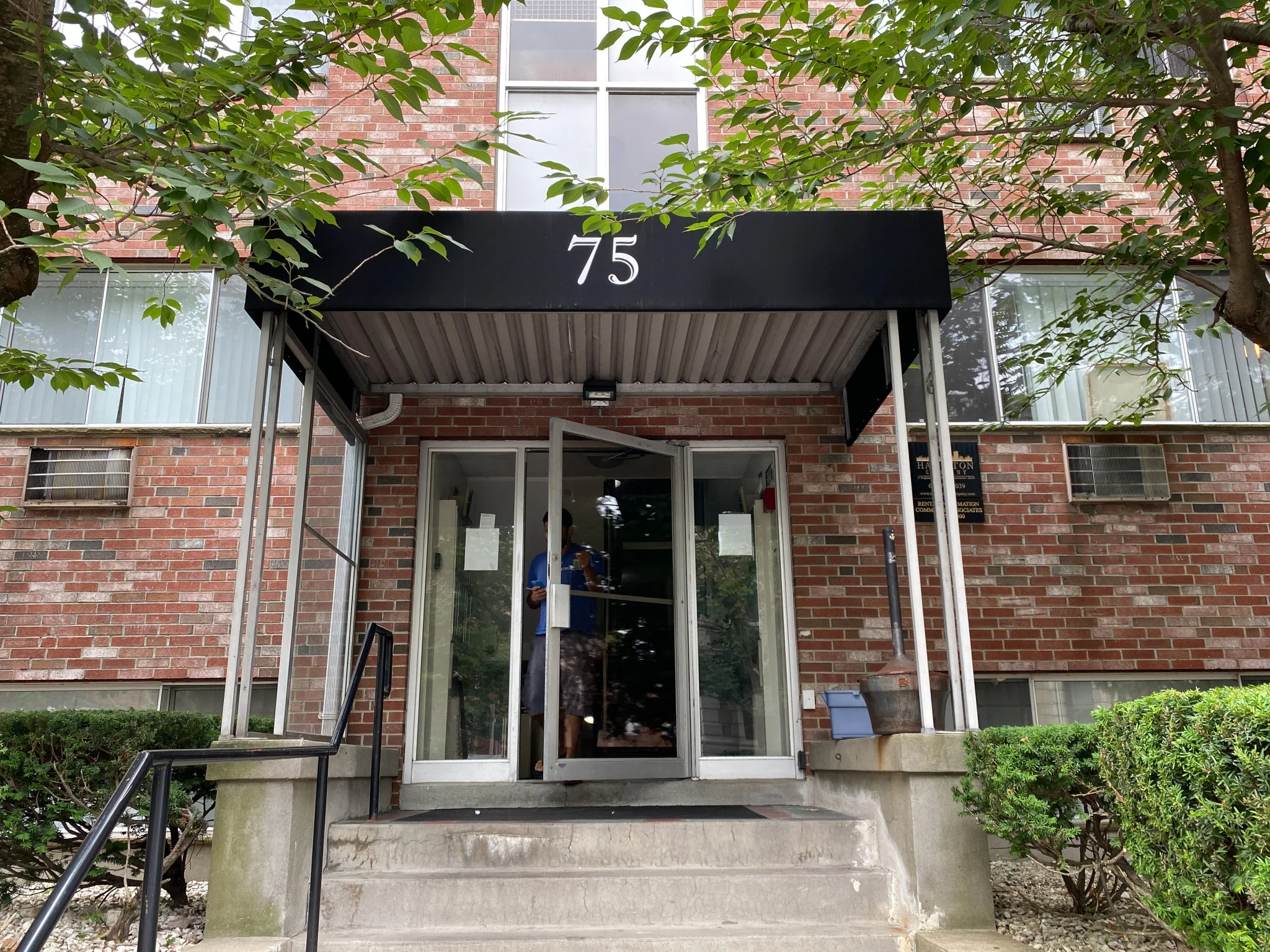 1 bed, 1 bath apartment for rent at 75 Gardner St Unit 37, Allston — photo 15 of 16