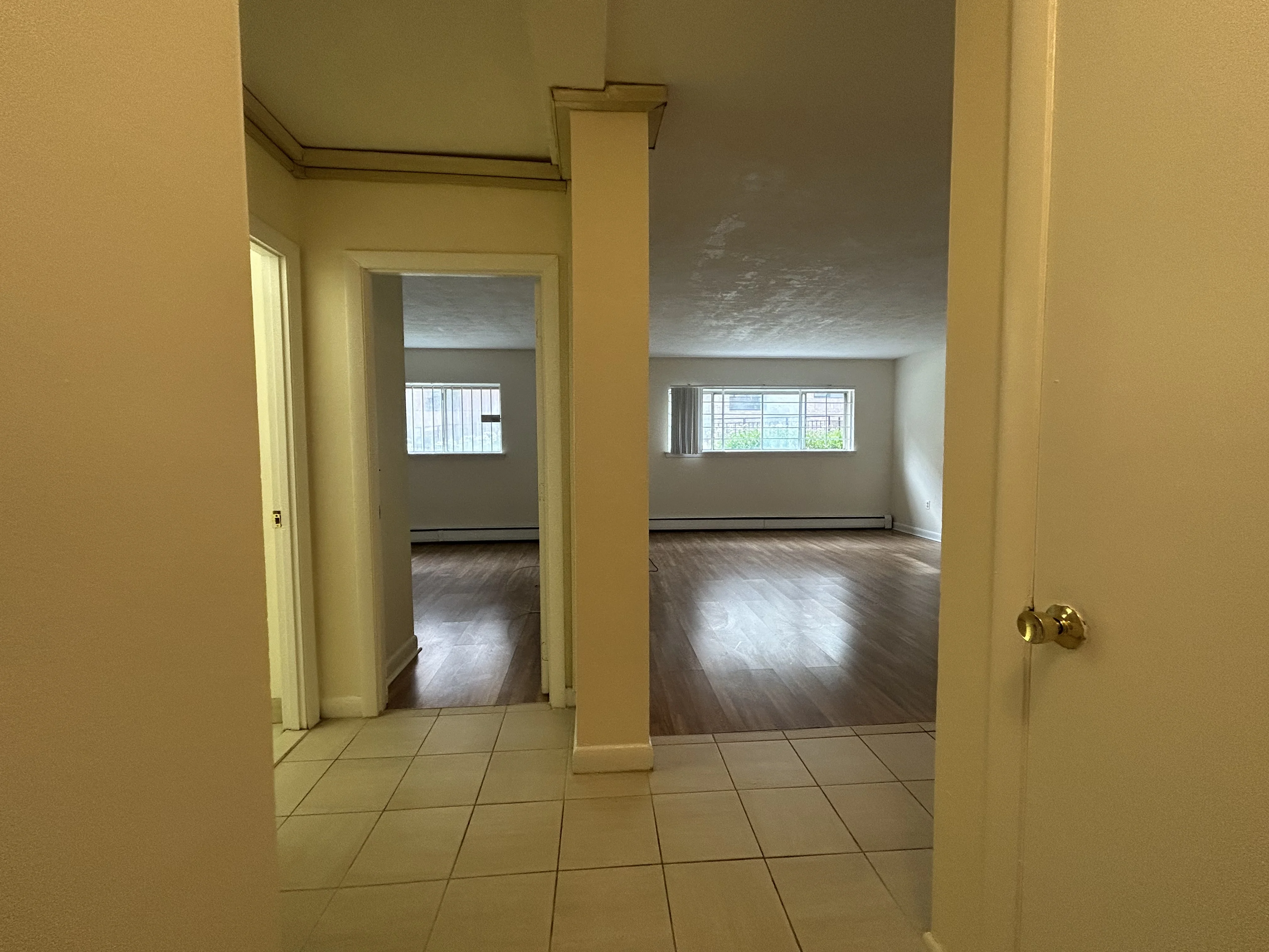 1 bed, 1 bath apartment for rent at 75 Gardner St Unit 3B, Allston — photo 4 of 17