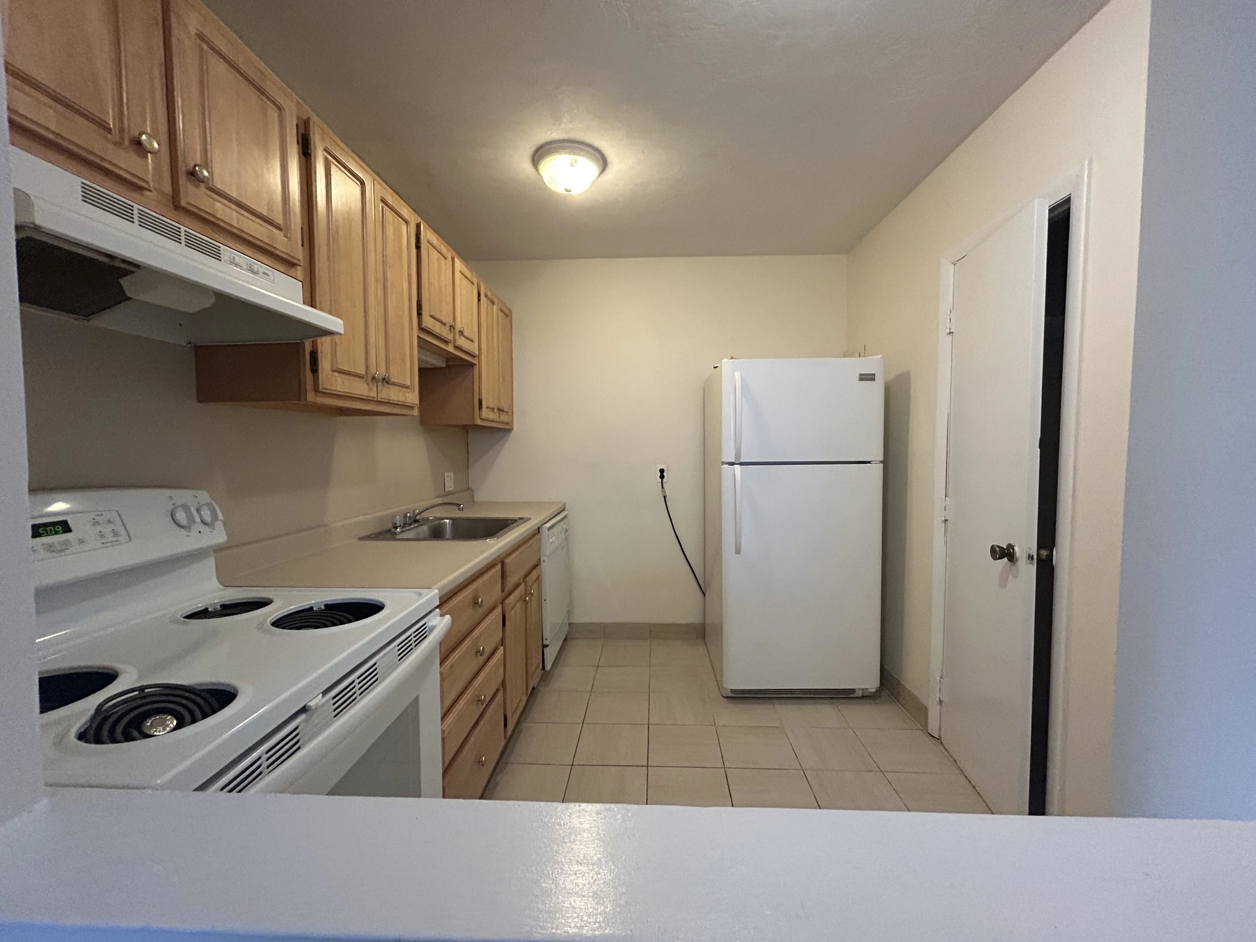 1 bed, 1 bath apartment for rent at 75 Gardner St Unit 3B, Allston — photo 8 of 17