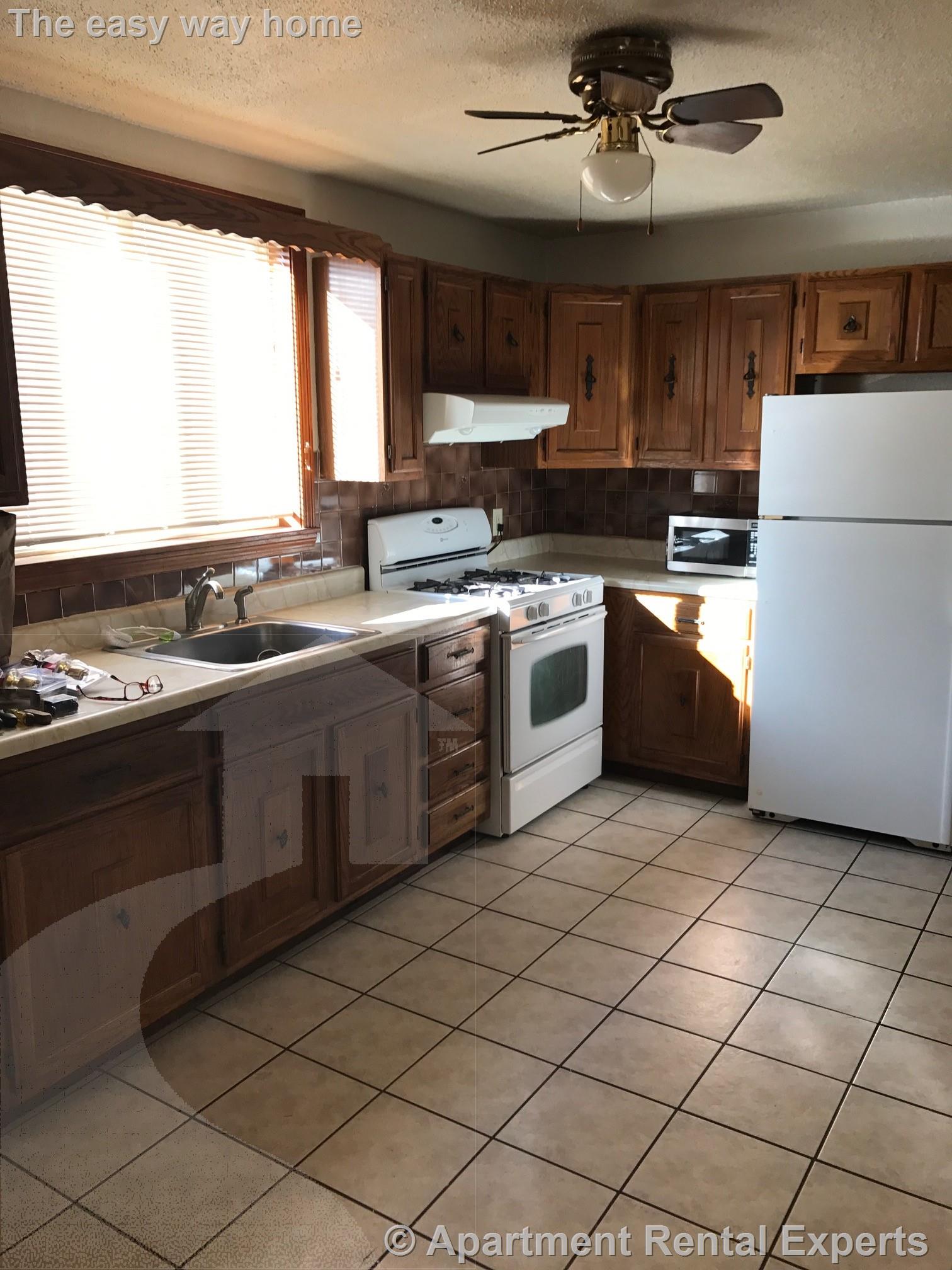 1 bed, 1 bath apartment for rent at 75 Gilman St Unit 1, Winter Hill — photo 3 of 8