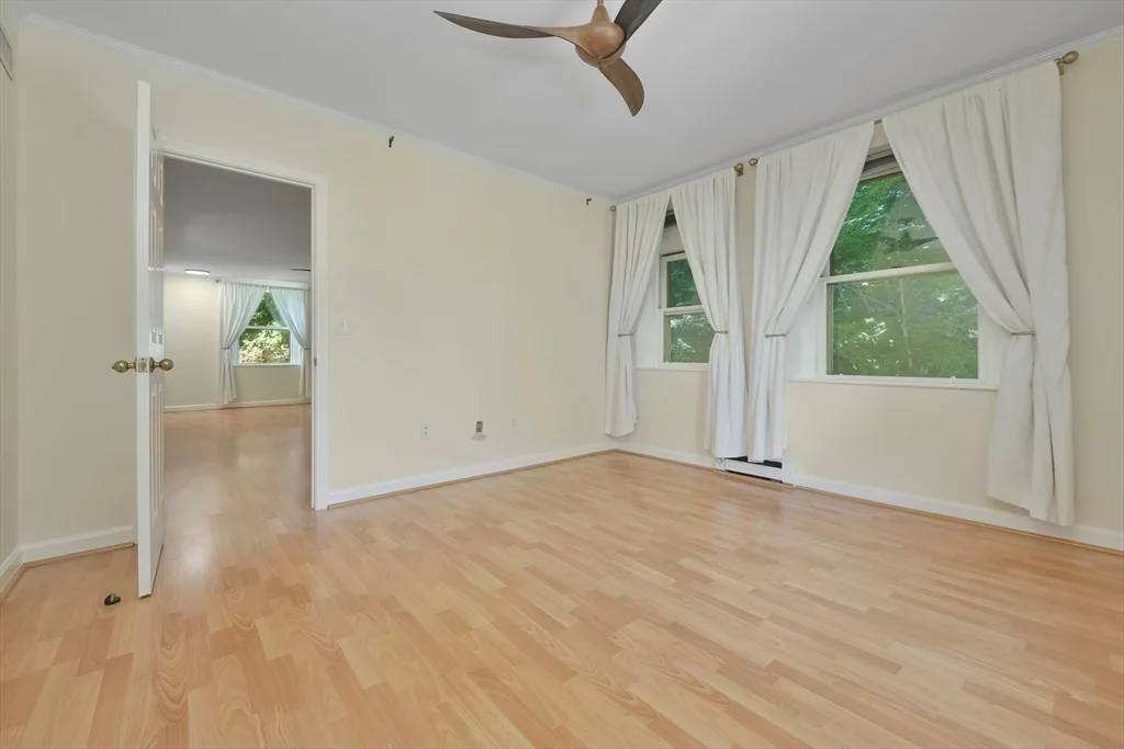 1 bed, 1 bath apartment for rent at 75 Glen Rd Unit B5, High Street Hill — photo 16 of 17
