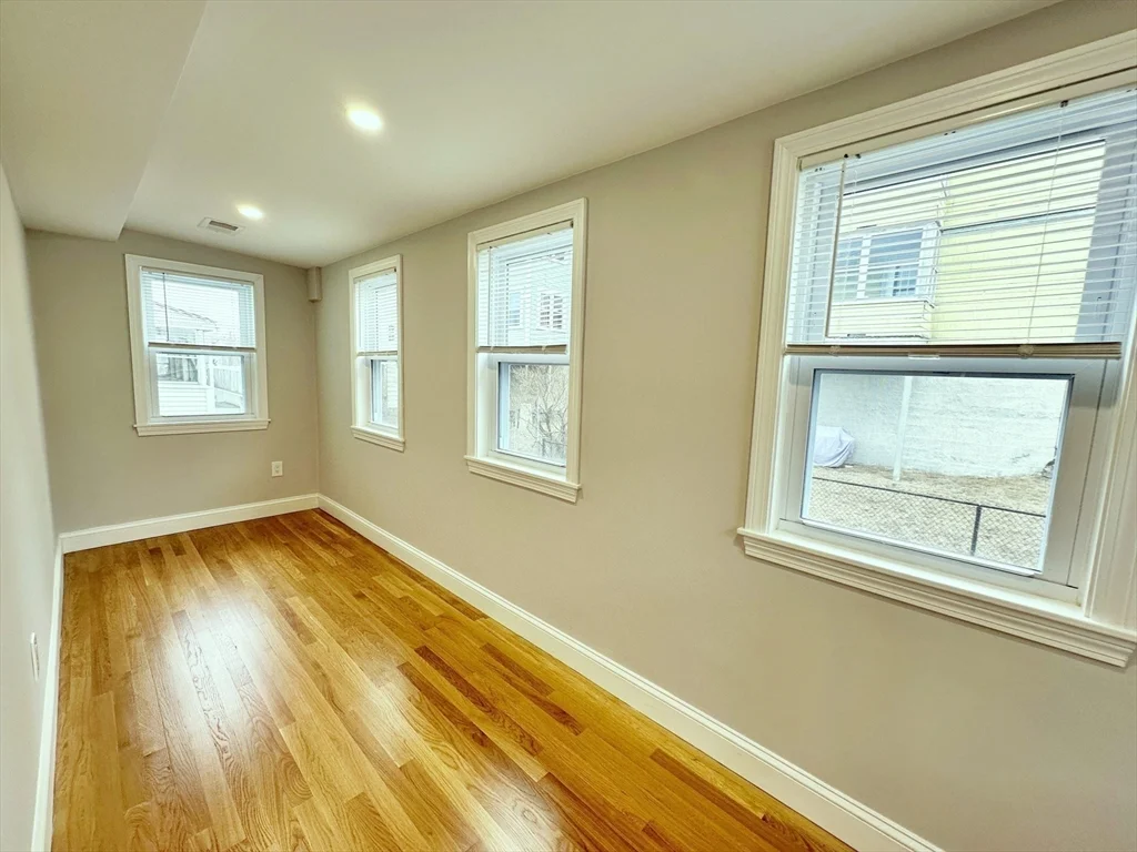 3 bed, 1 bath apartment for rent at 75 Governor Winthrop Rd Unit N/A, Ten Hills — photo 28 of 35