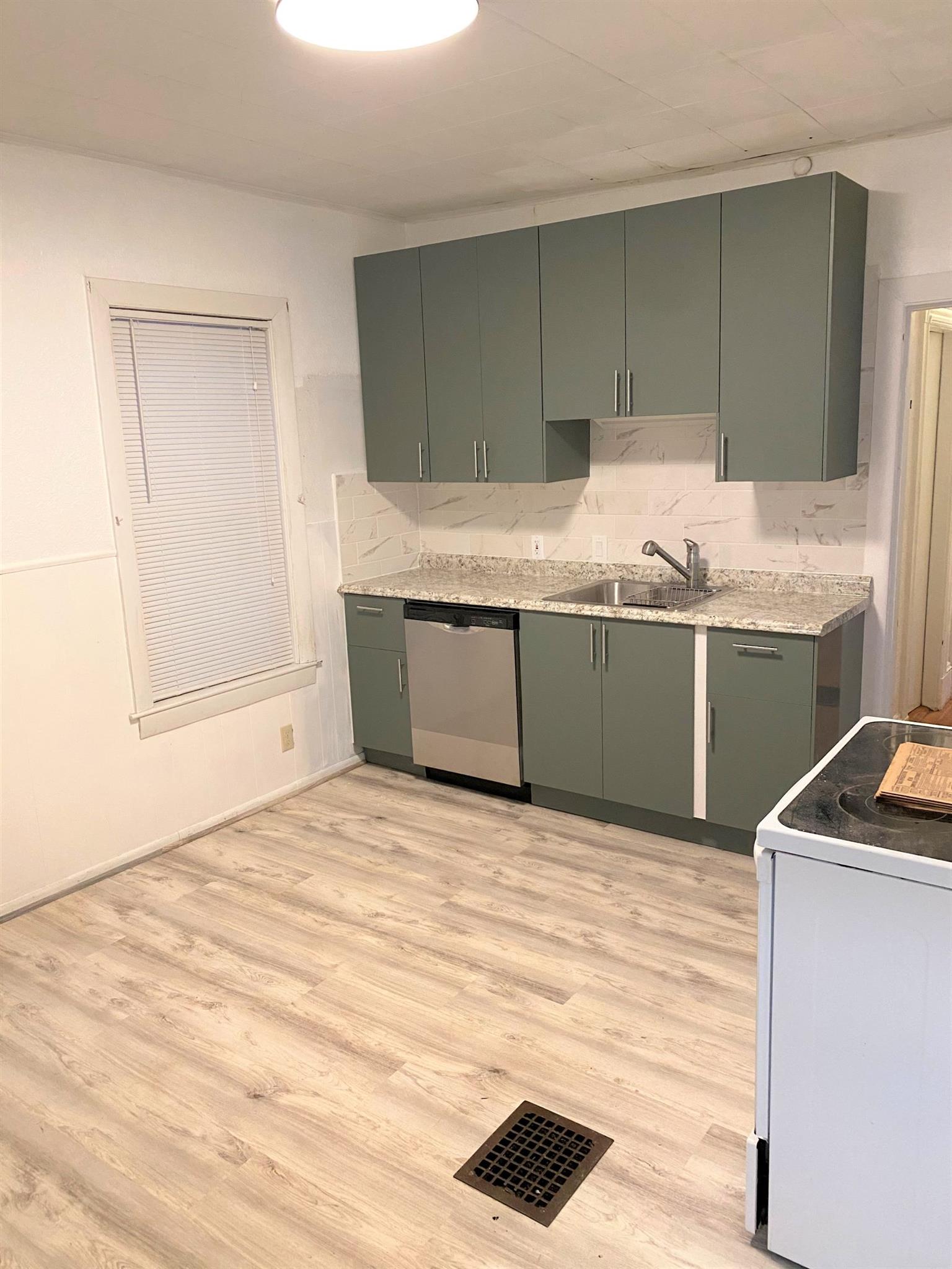 2 bed, 1 bath apartment for rent at 75 Hancock St Unit 1, Spring Hill — photo 2 of 9