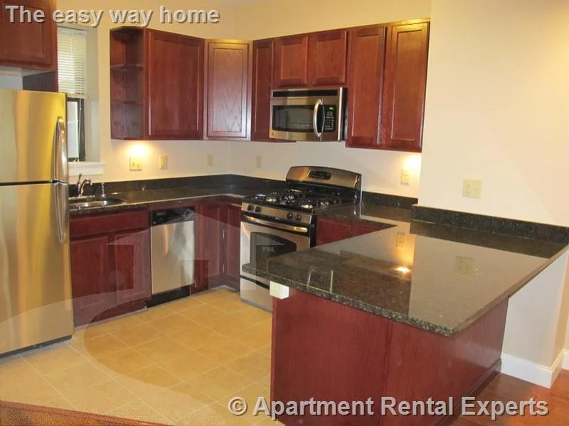 1 bed, 1 bath apartment for rent at 75 Hancock St Unit 4, Central Square