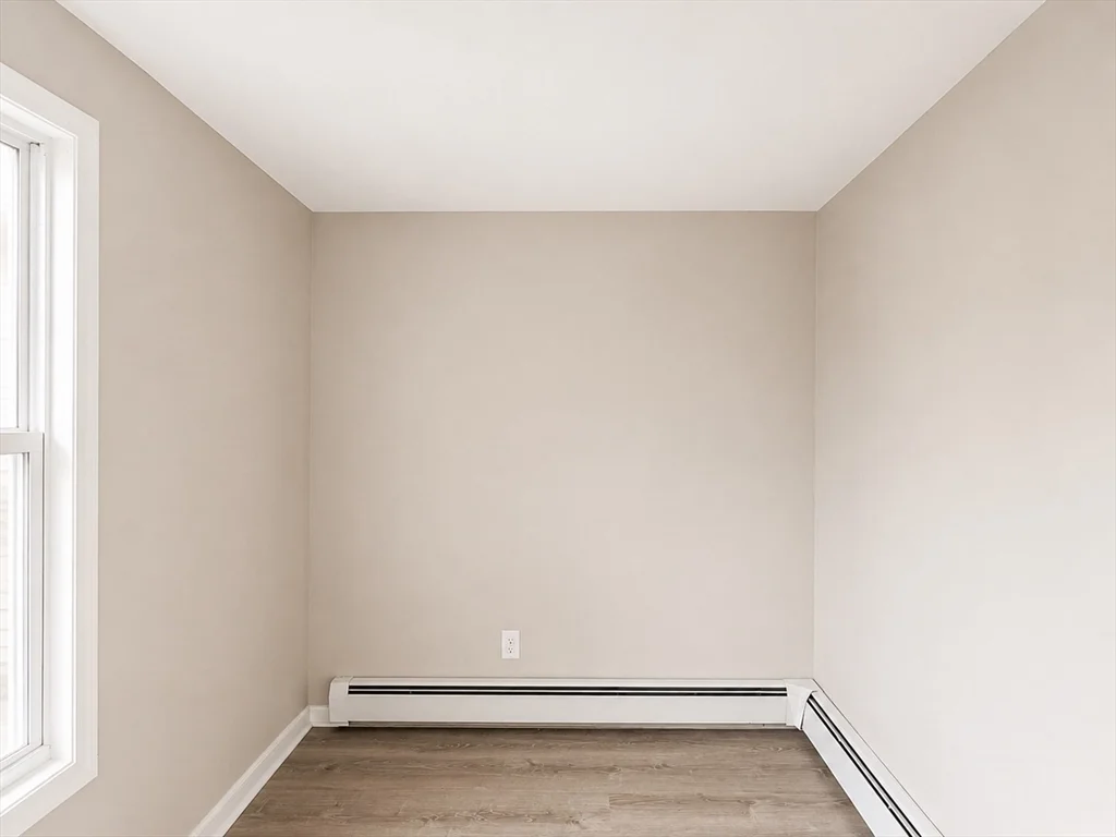 2 bed, 1 bath apartment for rent at 75 Haviland Ave Unit 2, Lynn — photo 11 of 13