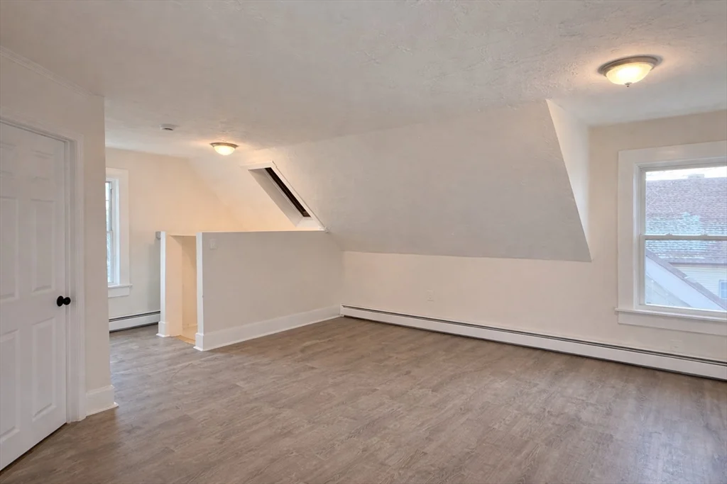 1 bed, 1 bath apartment for rent at 75 Haviland Ave Unit 3, Lynn — photo 4 of 10