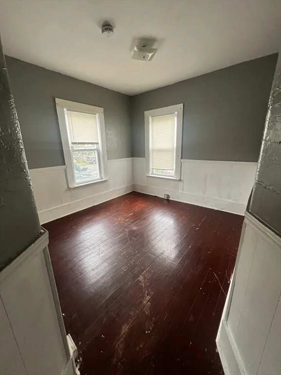 4 bed, 1 bath apartment for rent at 75 Intervale Unit 1, Brockton