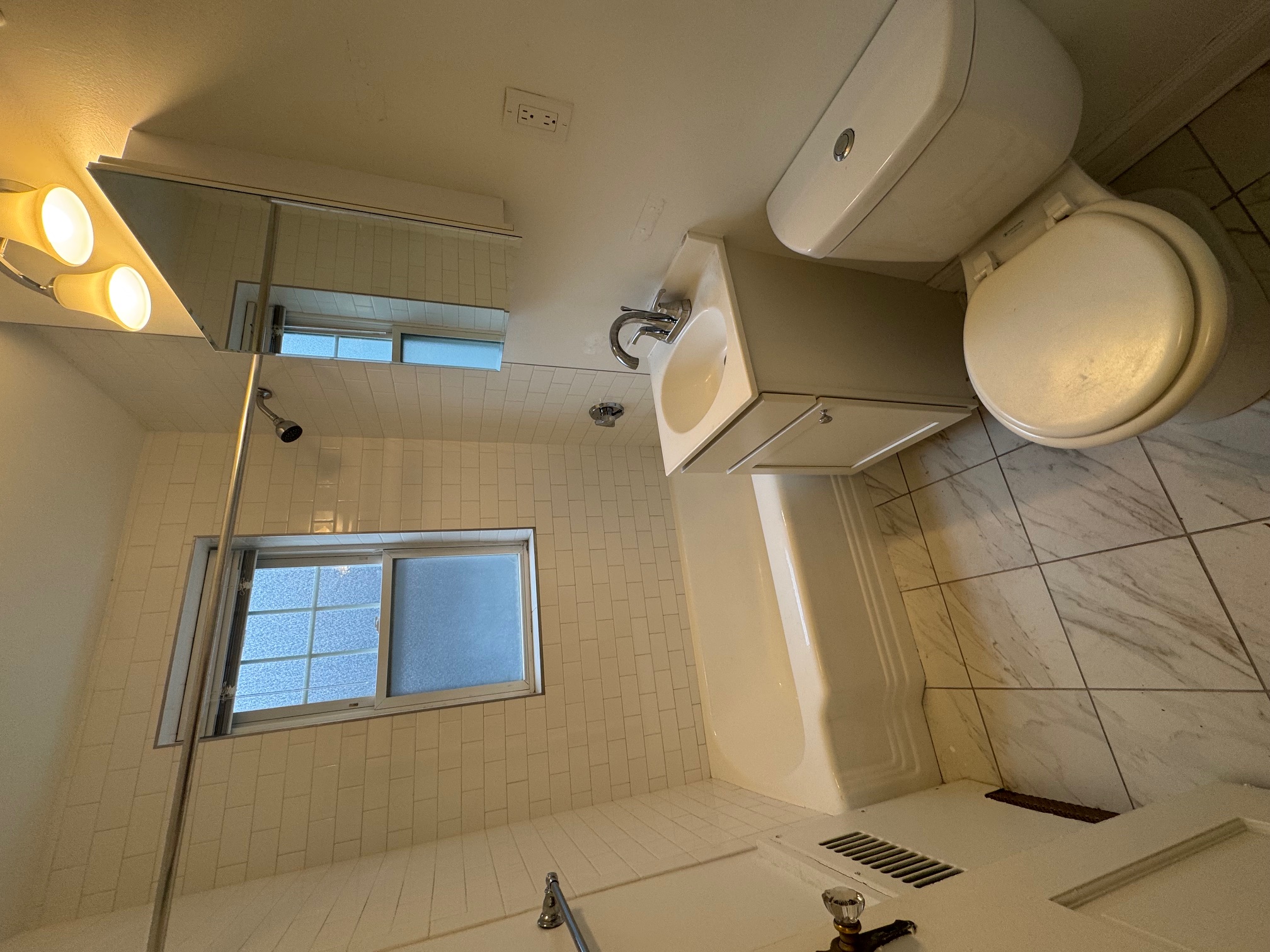 1 bed, 1 bath apartment for rent at 75 Kilsyth Rd Unit 9, Brighton — photo 6 of 13