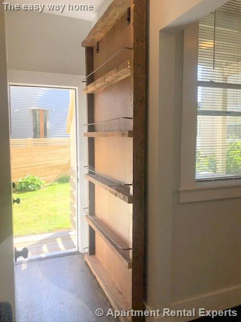 2 bed, 2 bath apartment for rent at 75 Kinnaird St, Central Square — photo 8 of 23