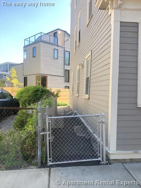 2 bed, 2 bath apartment for rent at 75 Kinnaird St, Central Square — photo 14 of 23