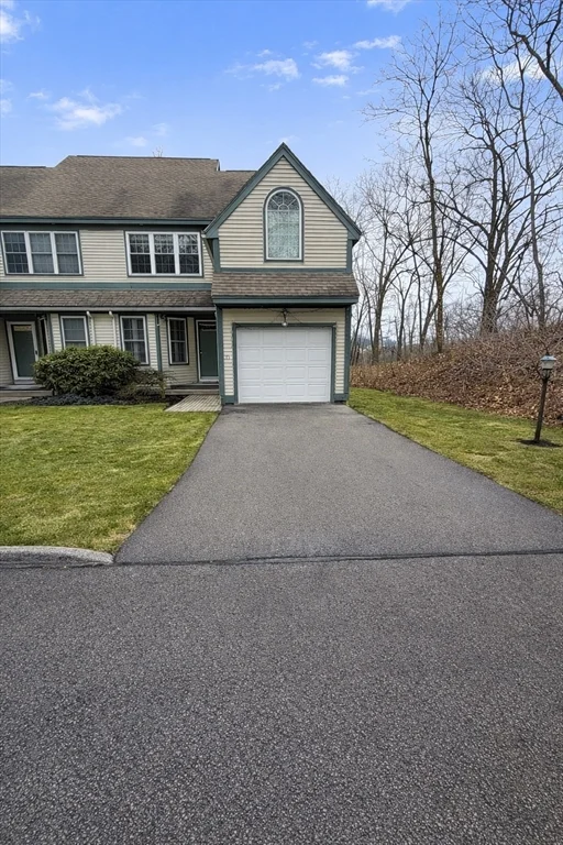 2 bed, 2 bath apartment for rent at 75 Lebeaux Dr Unit 75, Edgemere — photo 1 of 21