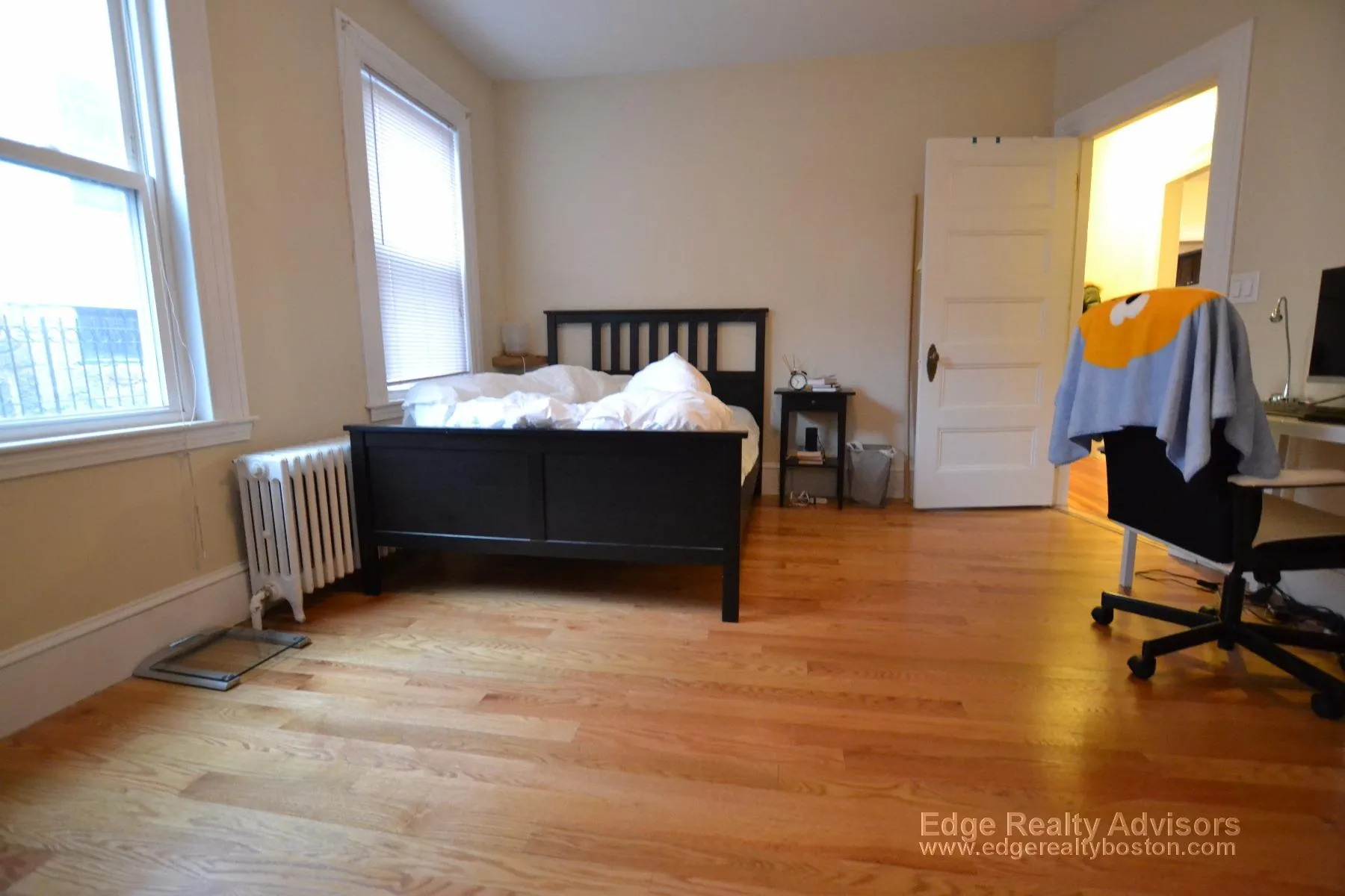 3 bed, 1 bath apartment for rent at 75 Leicester St Unit 1, Oak Square — photo 5 of 11