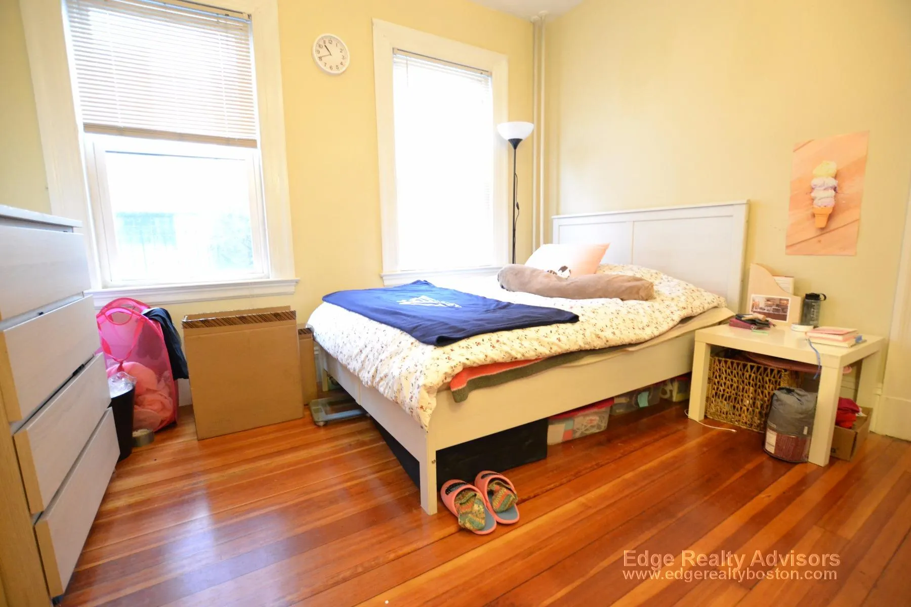 3 bed, 1 bath apartment for rent at 75 Leicester St Unit 1, Oak Square — photo 4 of 11