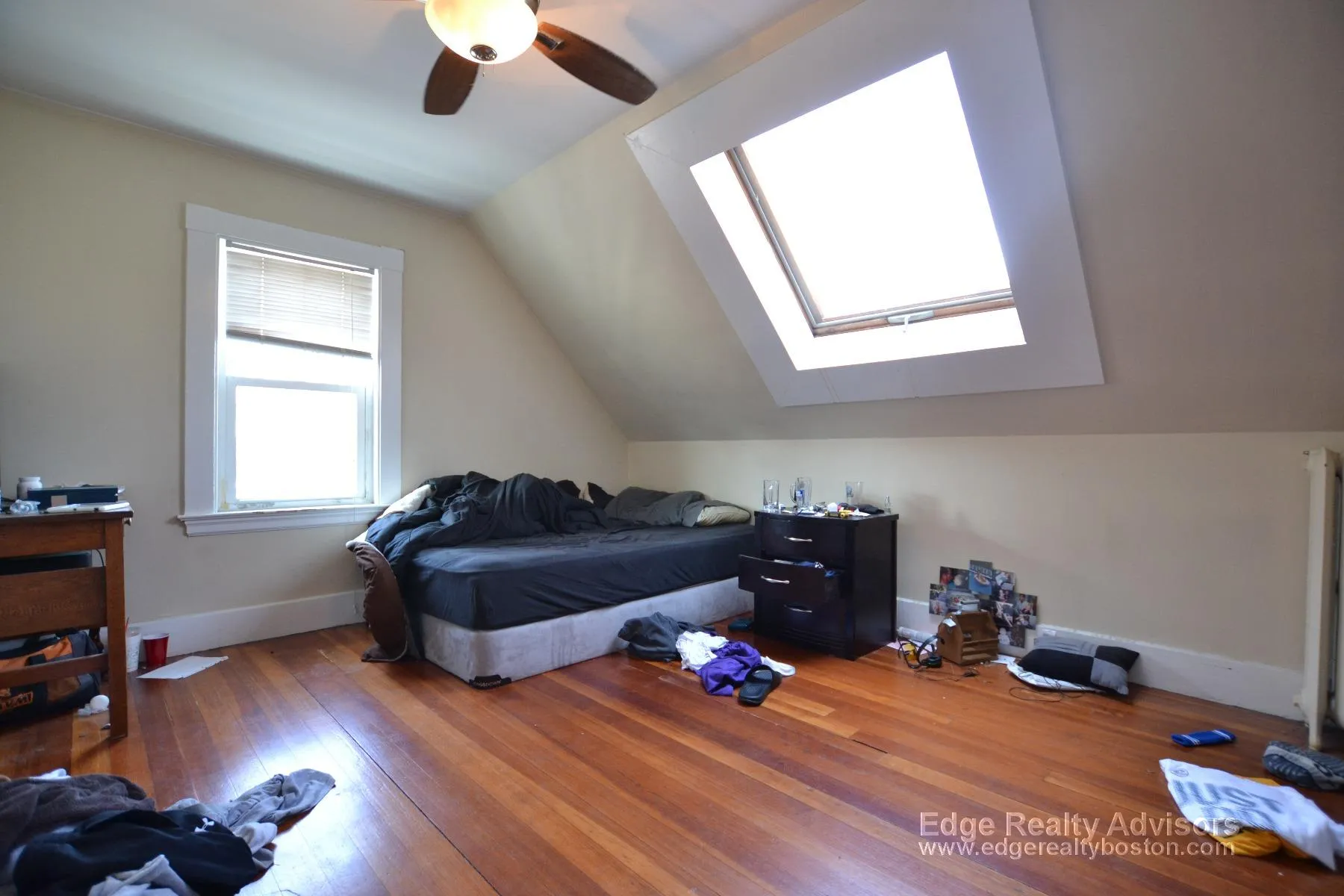 5 bed, 2 bath apartment for rent at 75 Leicester St Unit 2, Oak Square — photo 13 of 14