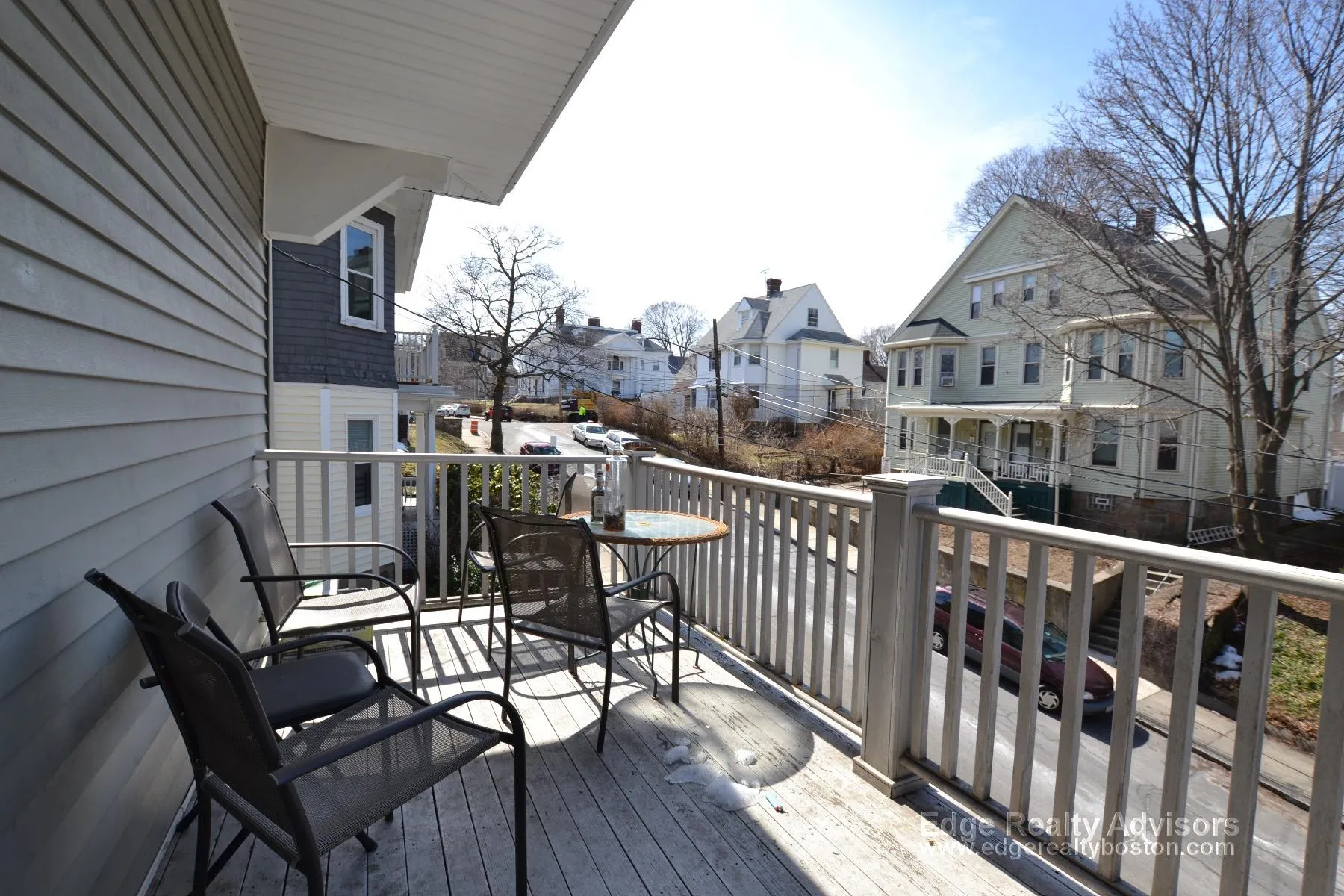 5 bed, 2 bath apartment for rent at 75 Leicester St Unit 2, Oak Square — photo 8 of 14