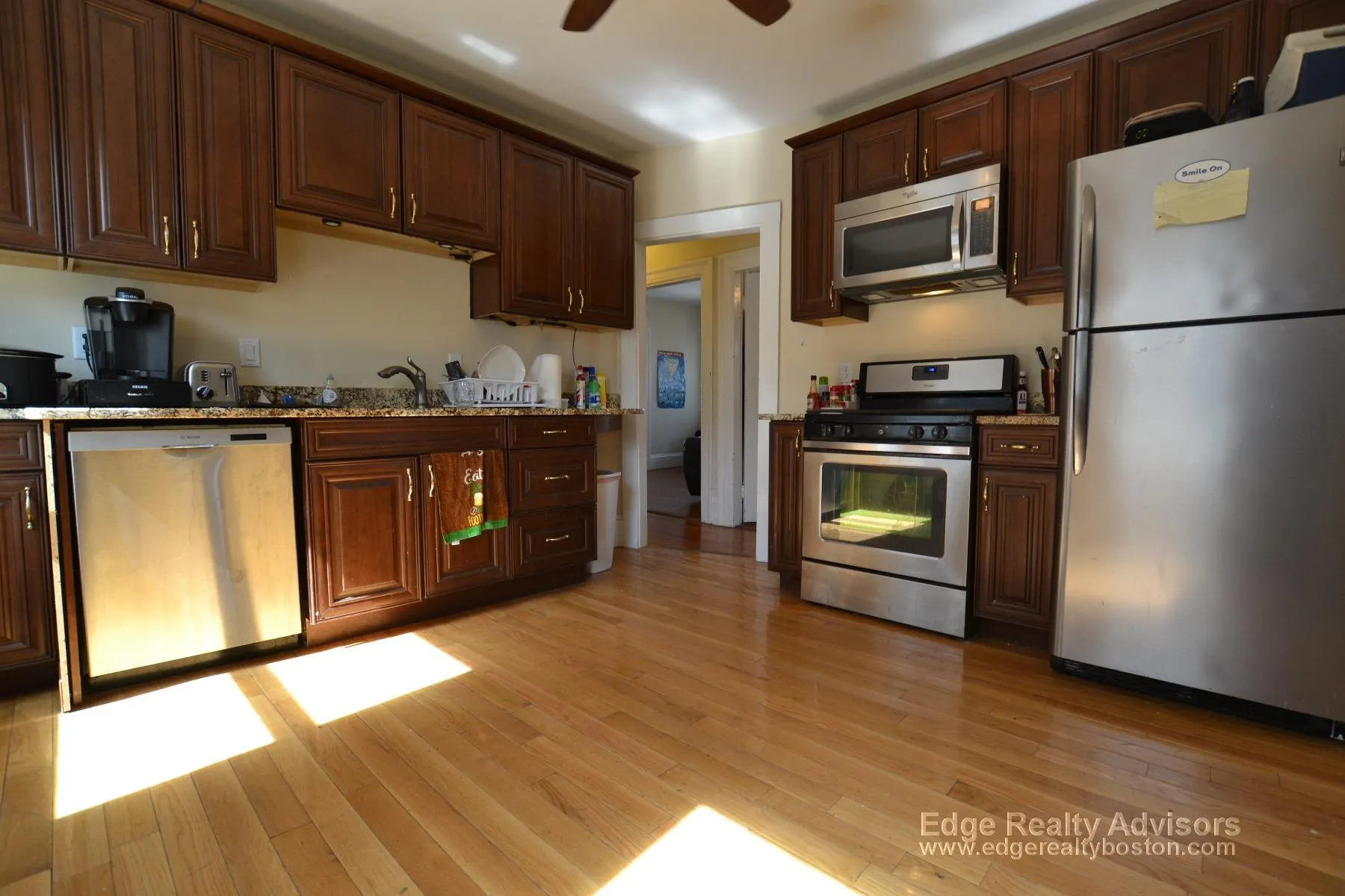 5 bed, 2 bath apartment for rent at 75 Leicester St Unit 2, Oak Square — photo 1 of 14
